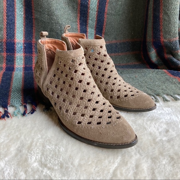 Jeffery Campbell “Taggart” Suede Ankle Booties - Picture 1 of 7